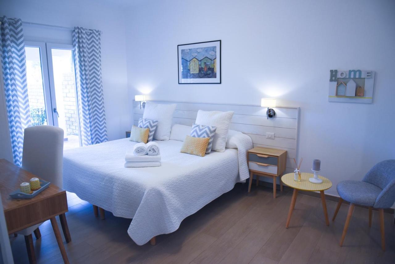 Bed And Breakfast Country Cottage Civitavecchia Exterior photo